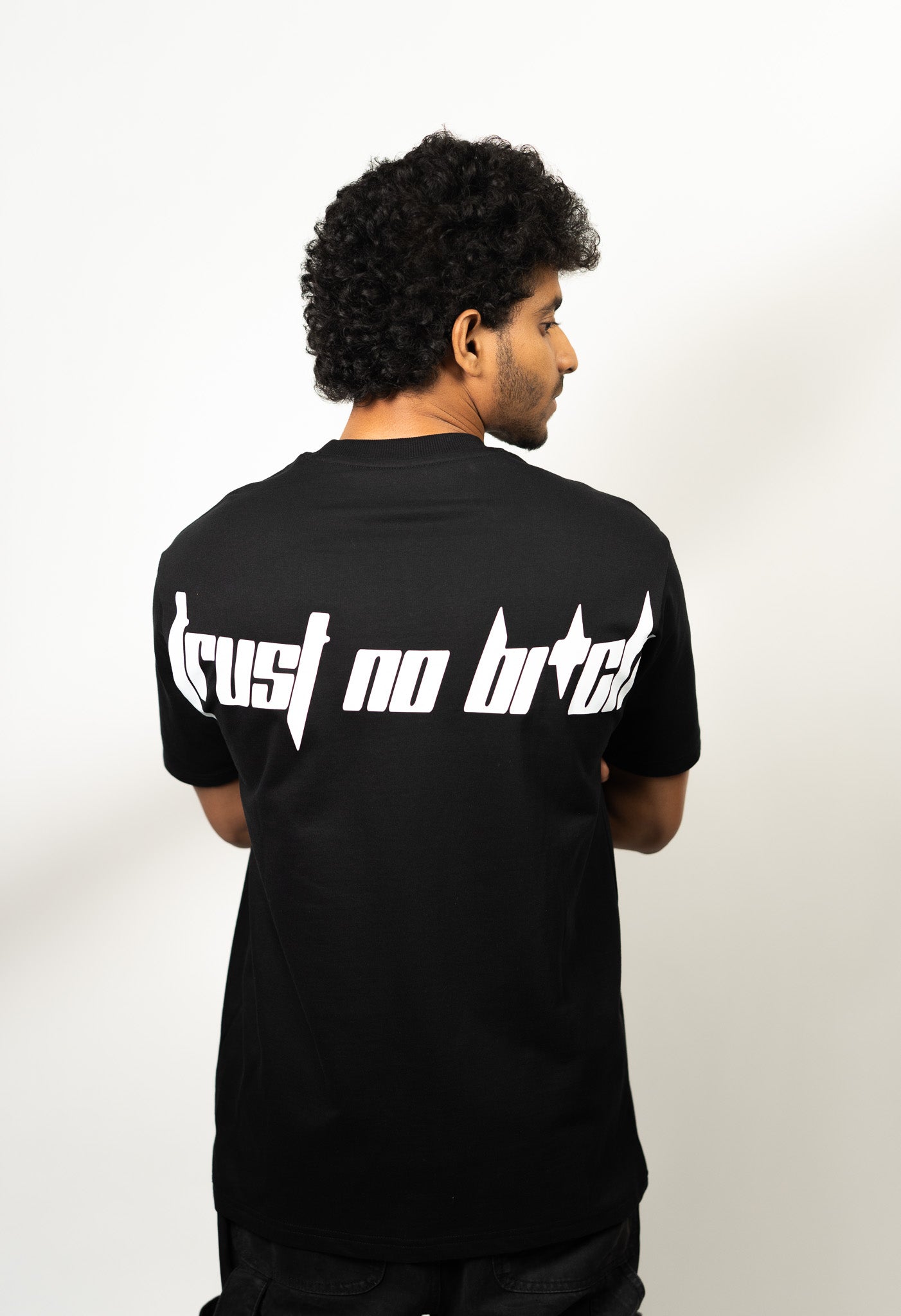 THE TRUST NO B TEE ( LIMITED PIECES )